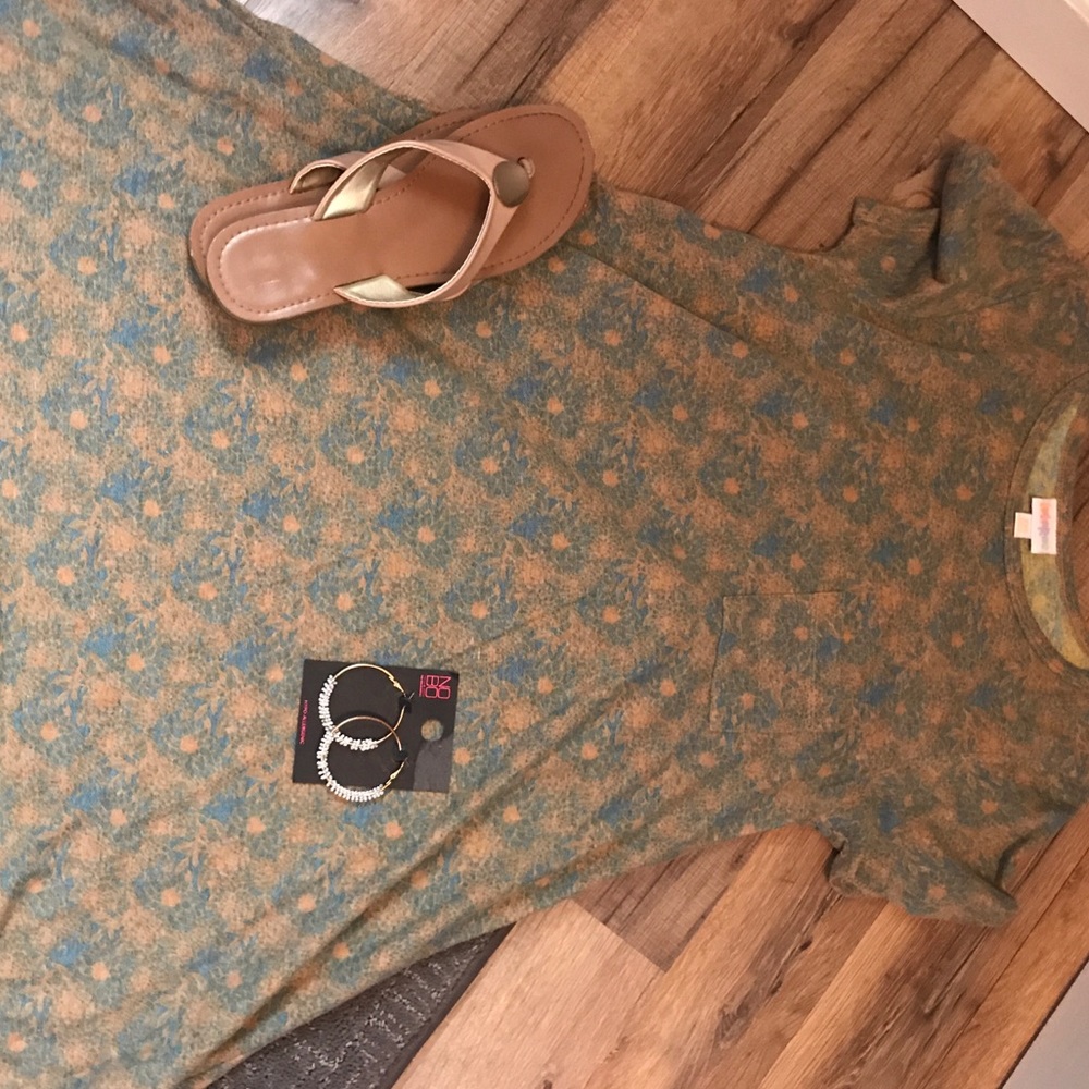 Lularoe Carley
